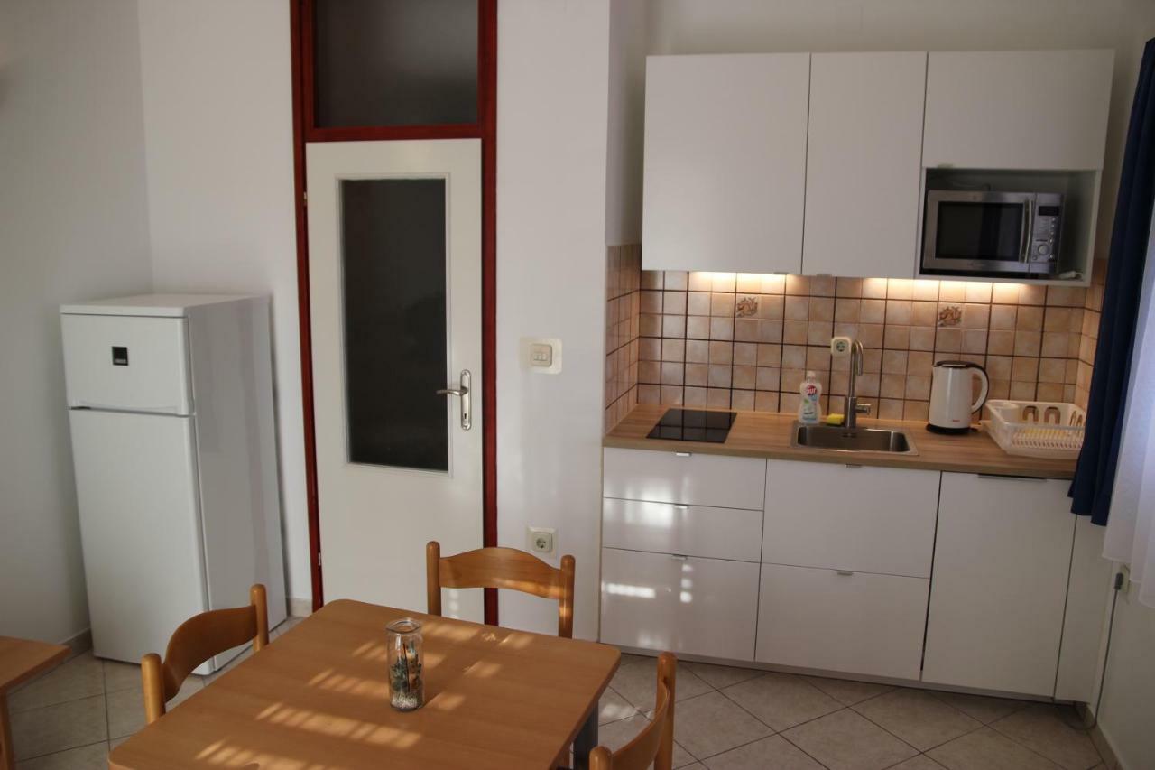 Apartments Time Off Жаборич Екстериор снимка
